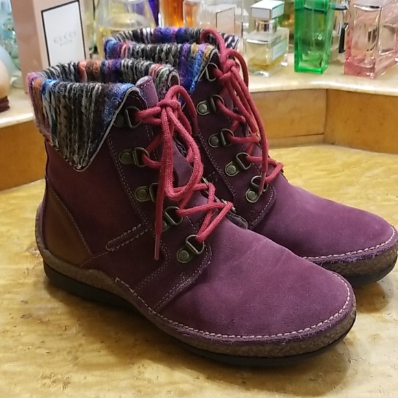 Propet Boots Size 6 Worn Once